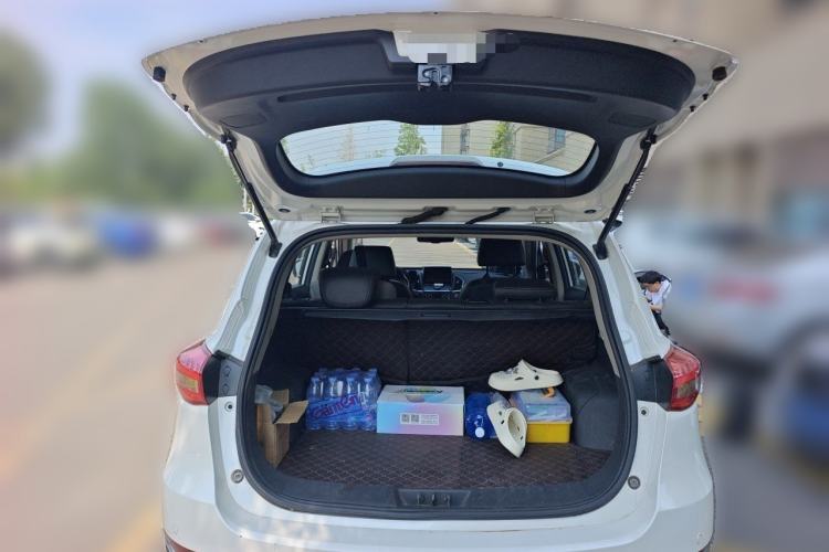 Used Dongfeng Aeolus AX5 2017 1.4T Automatic Qúzūn Model Trunk