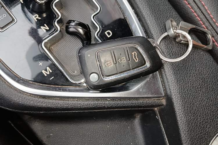 Used Dongfeng Aeolus AX5 2017 1.4T Automatic Qushang Model Vehicle Key