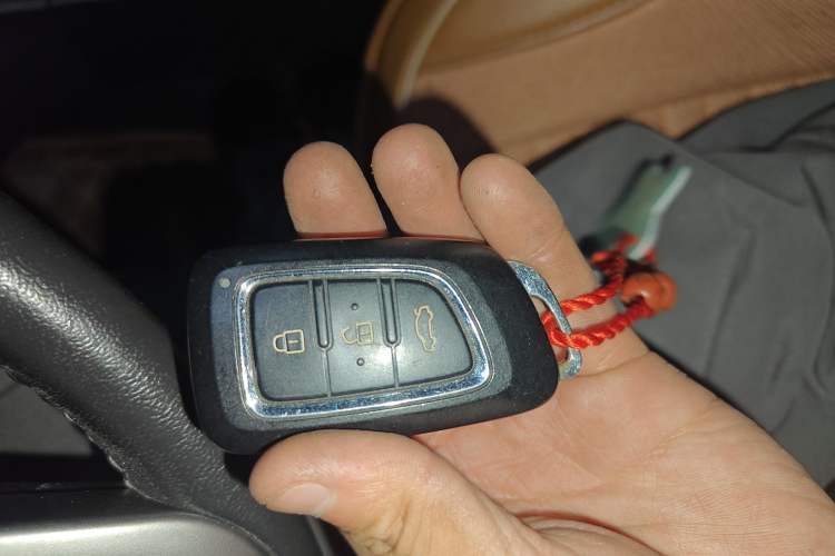 Used Dongfeng Aeolus AX5 2017 1.4T Automatic Quyue Model Vehicle Key