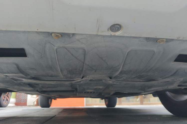 Used Dongfeng Aeolus AX5 2017 1.4T Automatic Qushang Model Chassis Front