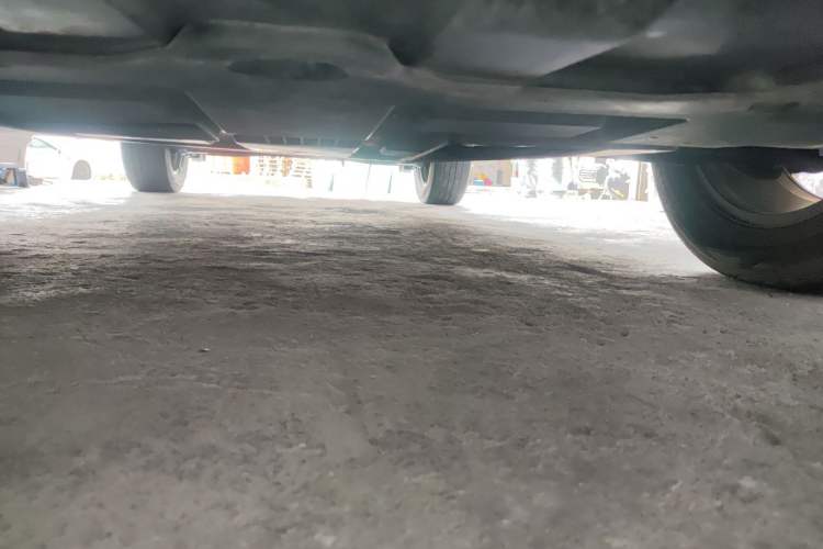 Used Dongfeng Aeolus AX5 2017 1.4T Automatic Qushang Model Chassis Front
