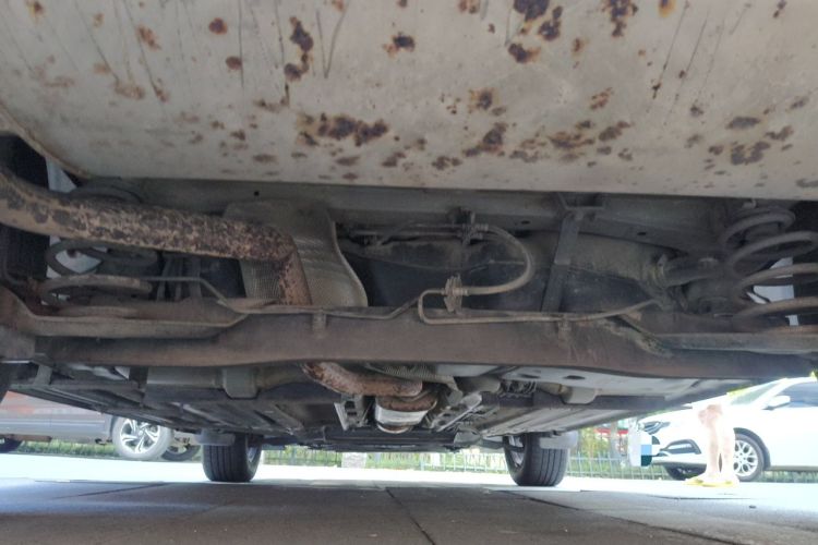 Used Dongfeng Aeolus AX5 2017 1.4T Automatic Qushang Model Chassis Rear