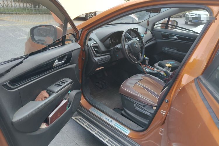 Used Dongfeng Aeolus AX5 2017 1.4T Automatic Qushang Model Driver Seat