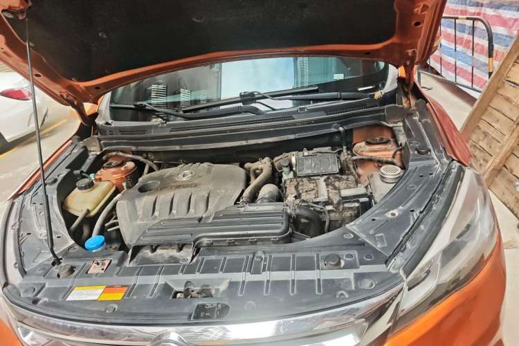 Used Dongfeng Aeolus AX5 2017 1.4T Manual Qushang Model Engine Bay