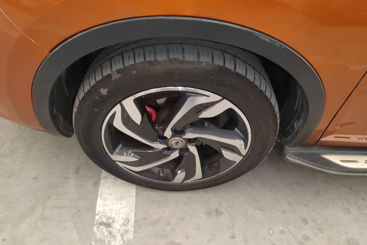 Used Dongfeng Aeolus AX5 2017 1.4T Automatic Fun Edition Exterior 4