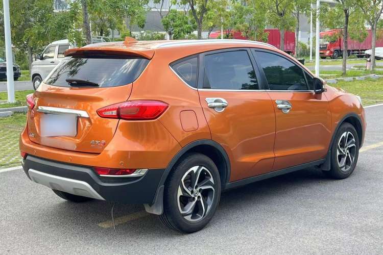 Used Dongfeng Aeolus AX5 2017 1.4T Manual Qushang Model Exterior 5