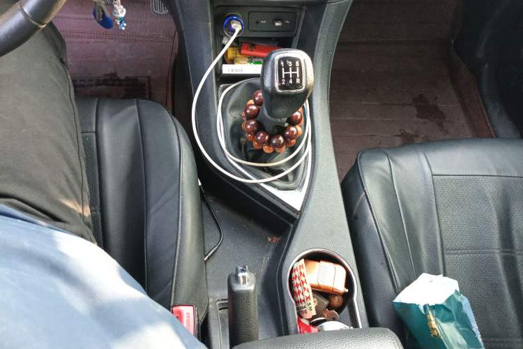 Used Dongfeng Aeolus AX5 2017 1.4T Manual Qushang Model Gear Lever