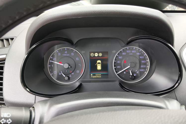 Used Dongfeng Aeolus AX5 2017 1.4T Manual Quyue Model Instrument Cluster