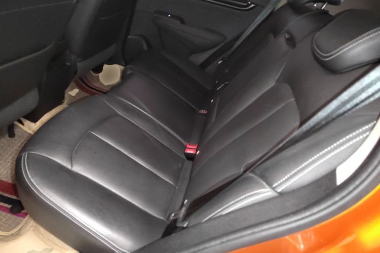 Used Dongfeng Aeolus AX5 2017 1.4T Automatic Fun Edition Left Rear Seat