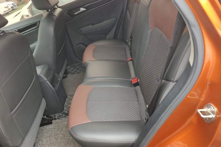 Used Dongfeng Aeolus AX5 2017 1.4T Automatic Quyue Model Left Rear Seat