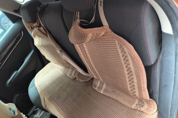 Used Dongfeng Aeolus AX5 2017 1.4T Manual Qushang Model Left Rear Seat