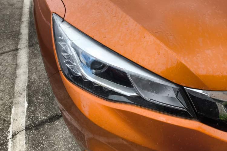 Used Dongfeng Aeolus AX5 2017 1.4T Manual Quyue Model Right Front Headlight
