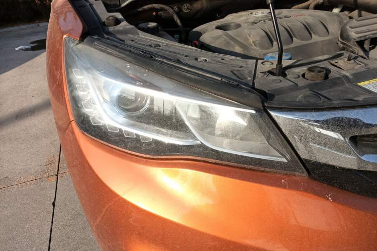Used Dongfeng Aeolus AX5 2017 1.4T Manual Qushang Model Right Front Headlight