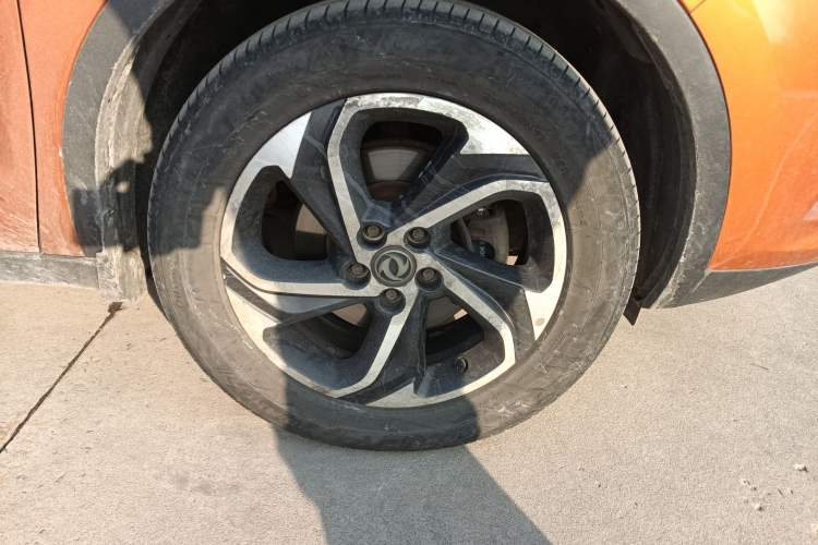 Used Dongfeng Aeolus AX5 2017 1.4T Manual Qushang Model Right Front Wheel Hub