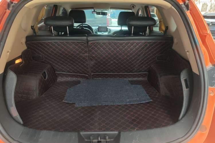 Used Dongfeng Aeolus AX5 2017 1.4T Manual Qushang Model Trunk