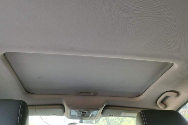 Used Dongfeng Aeolus AX5 2019 1.4T Automatic Zhiyue Model China V Standard Headliner