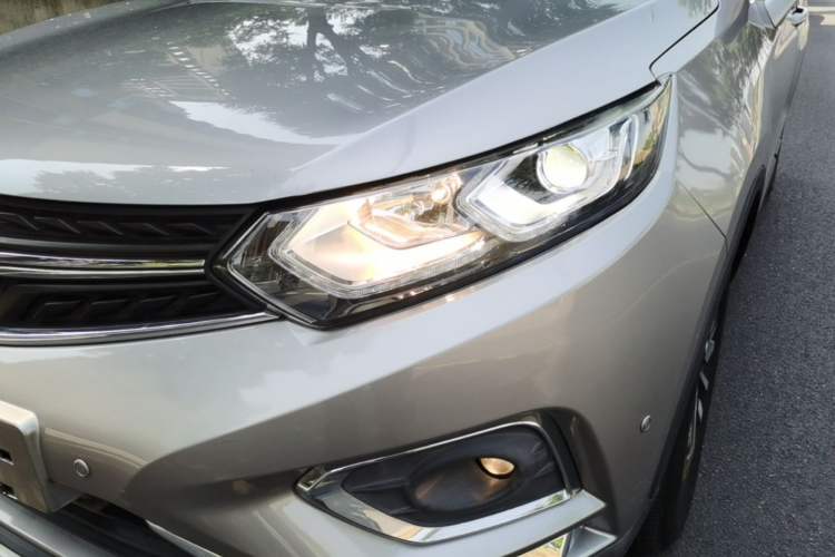 Used Dongfeng Aeolus AX5 2019 1.4T Automatic Zhiyue Model China V Standard Left Front Headlight