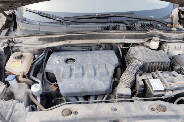 Used Dongfeng Aeolus AX7 2015 2.0L Manual Zhiyi Trim Engine Bay