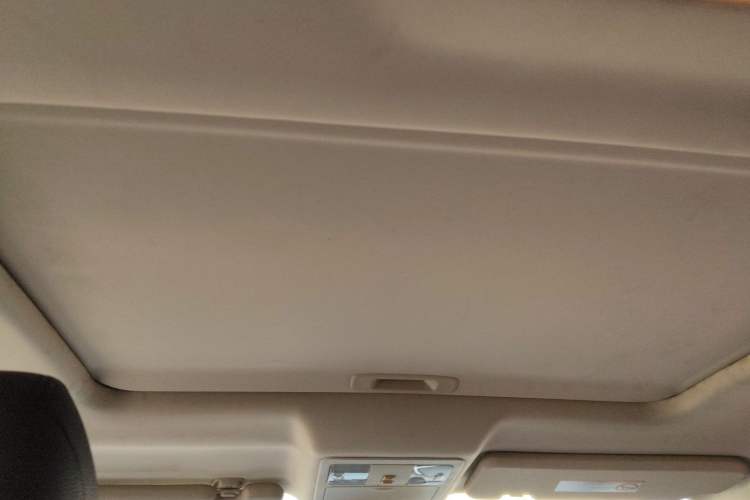 Used Dongfeng Aeolus AX7 2015 2.0L Manual Zhiyi Trim Headliner