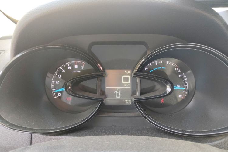 Used Dongfeng Aeolus AX7 2015 2.0L Manual Zhiyi Trim Instrument Cluster