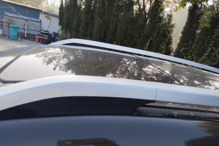 Used Dongfeng Aeolus AX7 2015 2.0L Manual Zhiyi Trim Roof