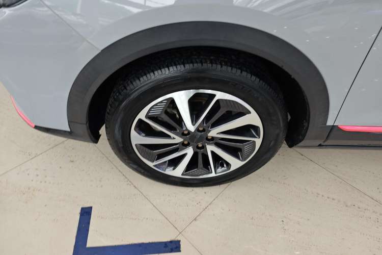 Used Dongfeng Aeolus AX7 2022 Mach Edition 1.5T DCT DF41 Left Front Wheel Hub