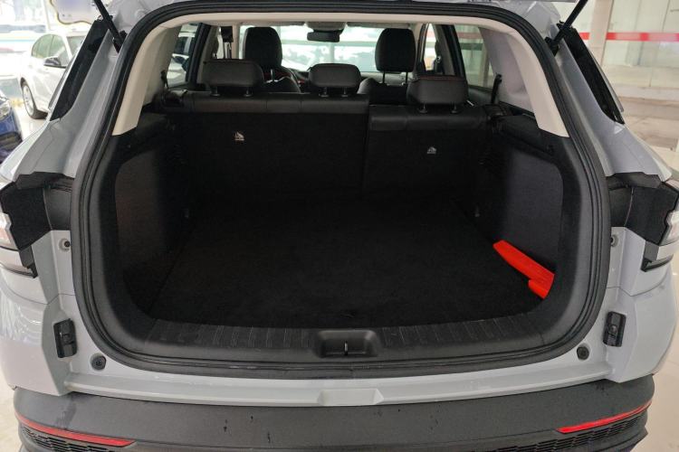 Used Dongfeng Aeolus AX7 2022 Mach Edition 1.5T DCT DF41 Trunk
