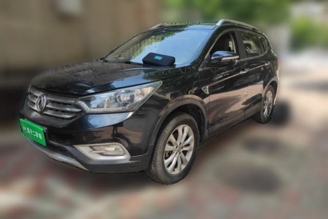 Dongfeng Aeolus AX7 2015 2.0L Manual Zhiyi Trim مستعملة