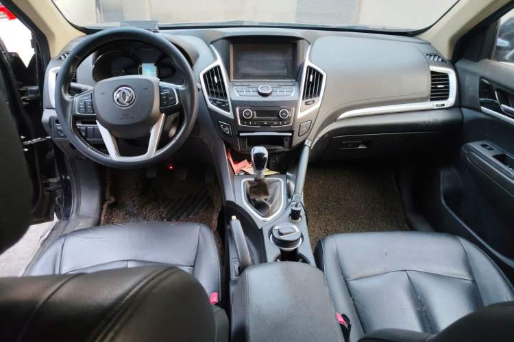 Used Dongfeng Aeolus AX7 2015 2.0L Manual Zhiyi Trim Center Console