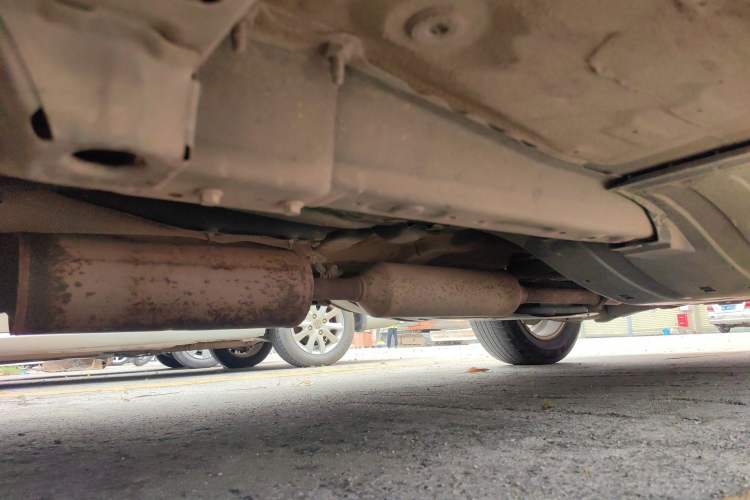 Used Dongfeng Aeolus AX7 2015 2.0L Automatic Zhiyue Version Chassis Front Left