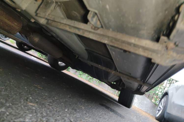 Used Dongfeng Aeolus AX7 2015 2.0L Automatic Zhiyi Trim Chassis Front Left