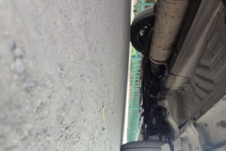 Used Dongfeng Aeolus AX7 2015 2.3L Automatic ZhiZun Version Chassis Front Right
