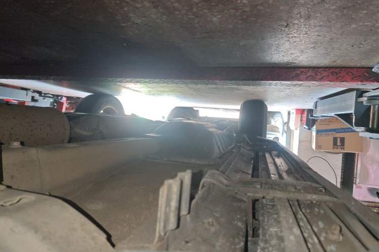 Used Dongfeng Aeolus AX7 2015 2.0L Manual Zhiyue Model Chassis Front Right