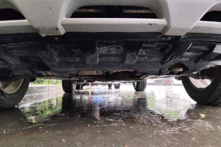 Used Dongfeng Aeolus AX7 2015 2.0L Manual Zhiyi Trim Chassis Front