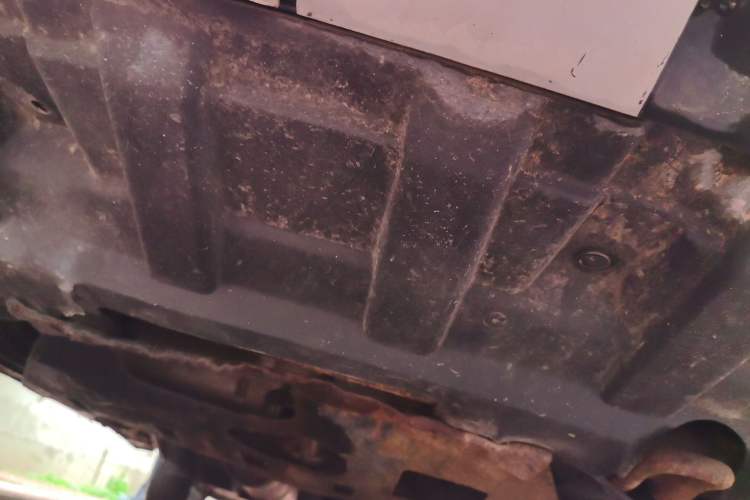 Used Dongfeng Aeolus AX7 2015 2.0L Manual Zhiyi Trim Chassis Front