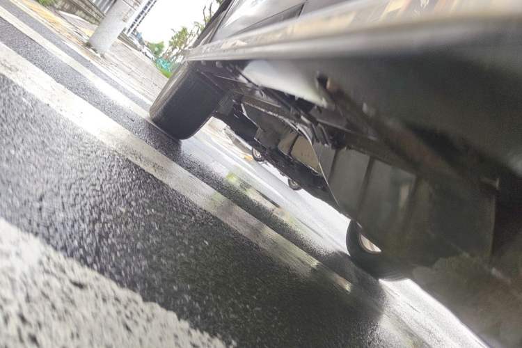 Used Dongfeng Aeolus AX7 2015 2.0L Manual Zhiyi Trim Chassis Rear Left