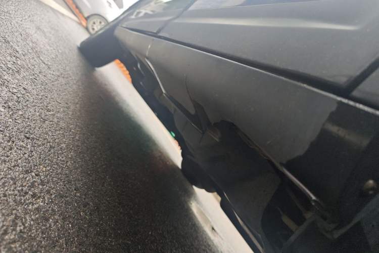 Used Dongfeng Aeolus AX7 2015 2.0L Automatic Zhiyi Trim Chassis Rear Left