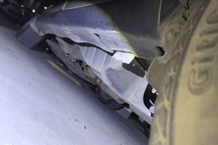 Used Dongfeng Aeolus AX7 2015 2.3L Automatic ZhiZun Version Chassis Rear Left