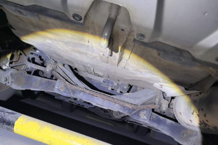 Used Dongfeng Aeolus AX7 2015 2.3L Automatic ZhiZun Version Chassis Rear