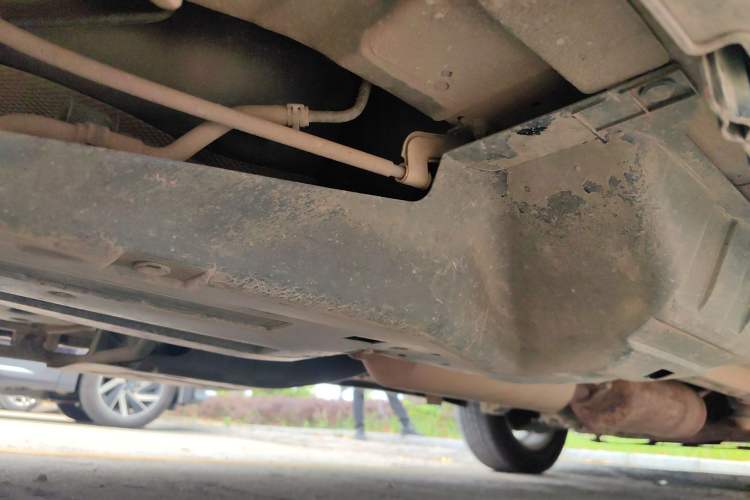 Used Dongfeng Aeolus AX7 2015 2.0L Automatic Zhiyue Version Chassis Rear Right