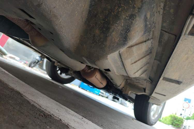 Used Dongfeng Aeolus AX7 2015 2.0L Automatic Zhiyi Trim Chassis Rear Right