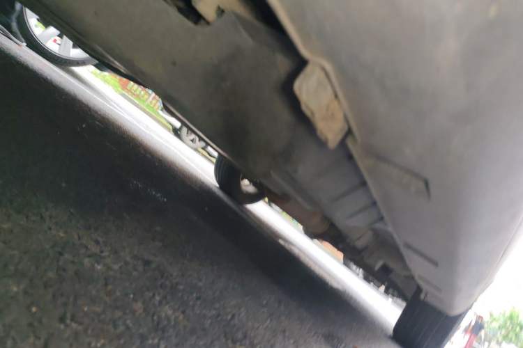Used Dongfeng Aeolus AX7 2015 2.0L Automatic Zhiyi Trim Chassis Rear Right