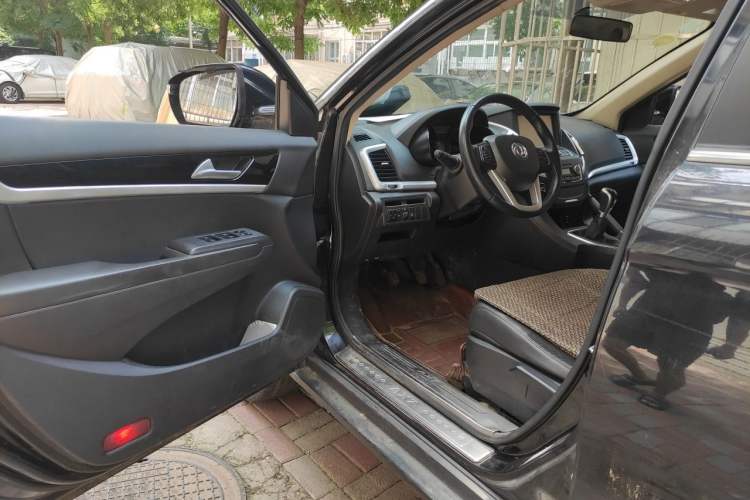 Used Dongfeng Aeolus AX7 2015 2.0L Manual Zhiyi Trim Driver Seat