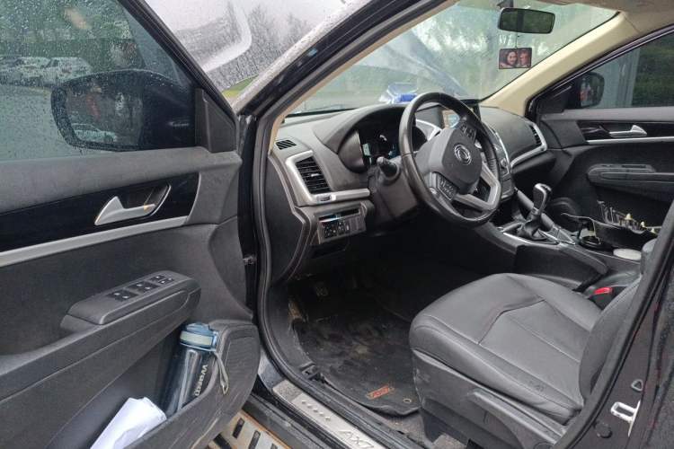 Used Dongfeng Aeolus AX7 2015 2.0L Manual Zhiyi Trim Driver Seat