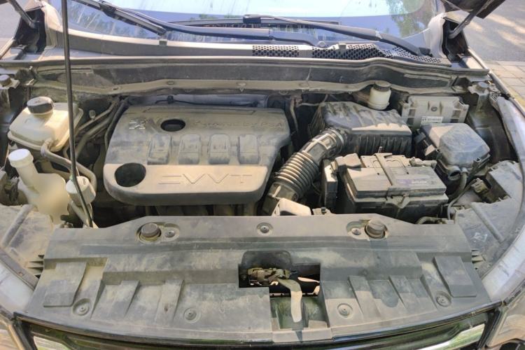 Used Dongfeng Aeolus AX7 2015 2.3L Automatic ZhiZun Version Engine Bay