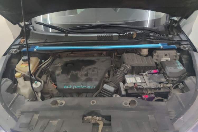 Used Dongfeng Aeolus AX7 2015 2.0L Automatic Zhiyi Trim Engine Bay