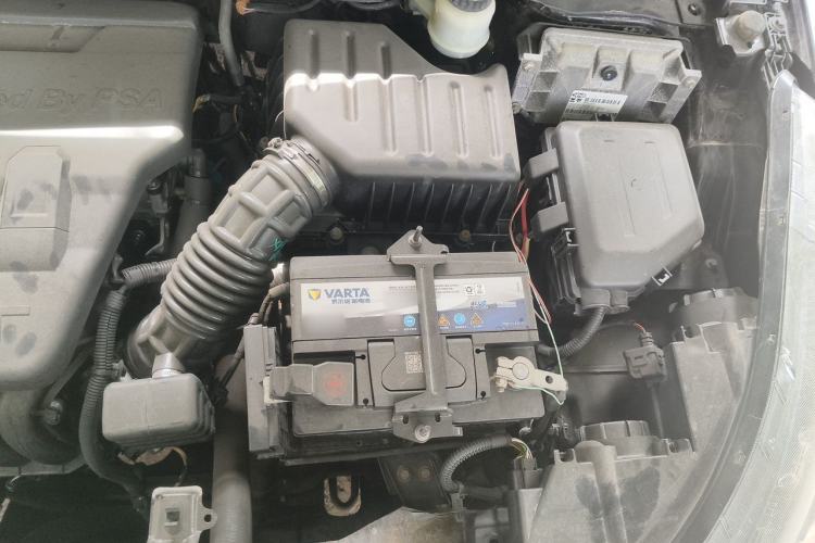 Used Dongfeng Aeolus AX7 2015 2.0L Automatic Zhiyue Version Engine Bay Left