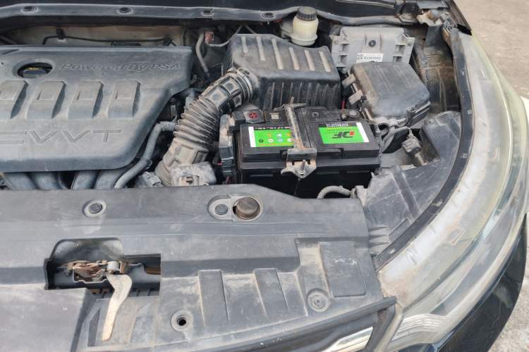 Used Dongfeng Aeolus AX7 2015 2.0L Manual Zhiyi Trim Engine Bay Left