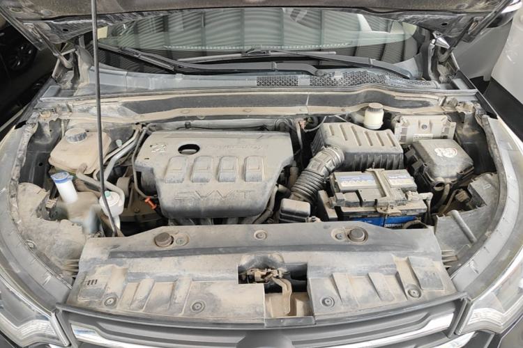 Used Dongfeng Aeolus AX7 2015 2.0L Manual Zhiyi Trim Engine Bay