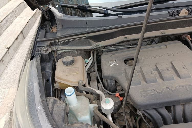 Used Dongfeng Aeolus AX7 2015 2.0L Automatic Zhiyi Trim Engine Bay Right